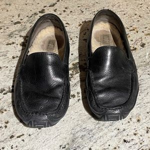 Ugg Men’s Driving Shoe, Black, Leather